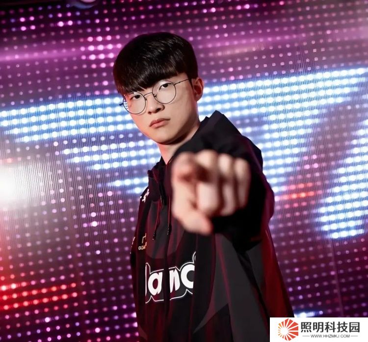 Faker给粉丝的建议：真正的高手知道如何既完美又不完美