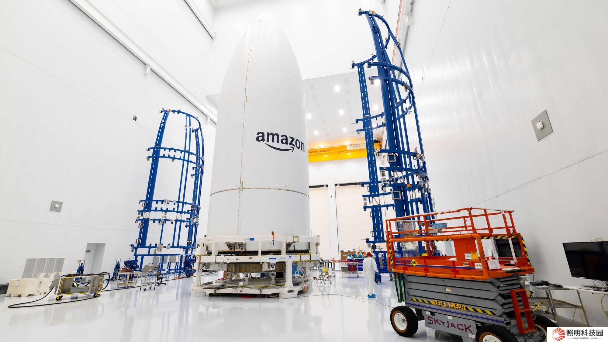 对标 SpaceX：亚马逊计划 4 月 10 日启动首批“柯伊伯计划”互联网宽带卫星发射部署